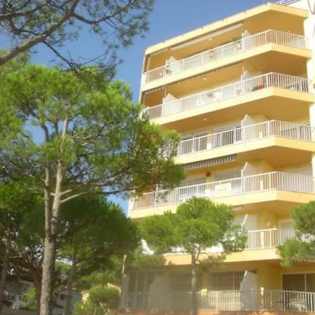 Apartman Alexandra A-1 *